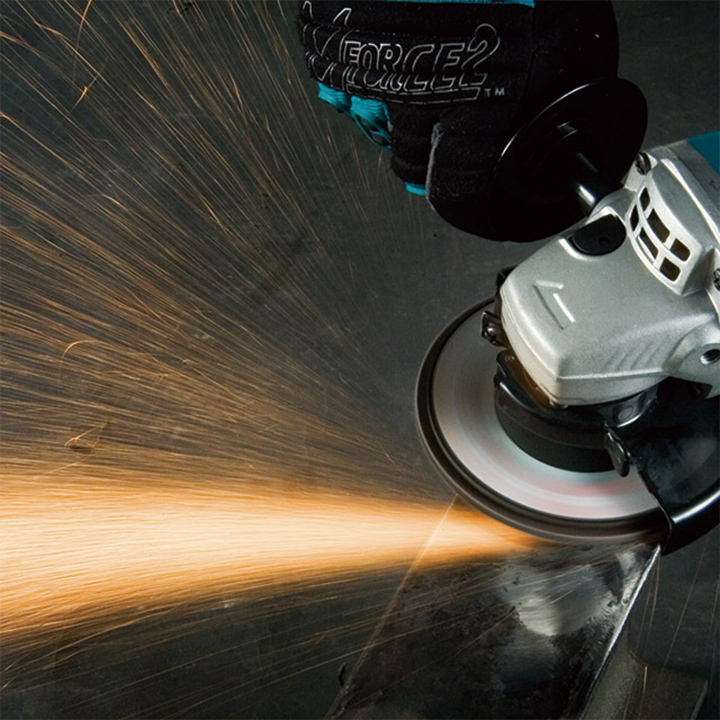 DGA402 Makita